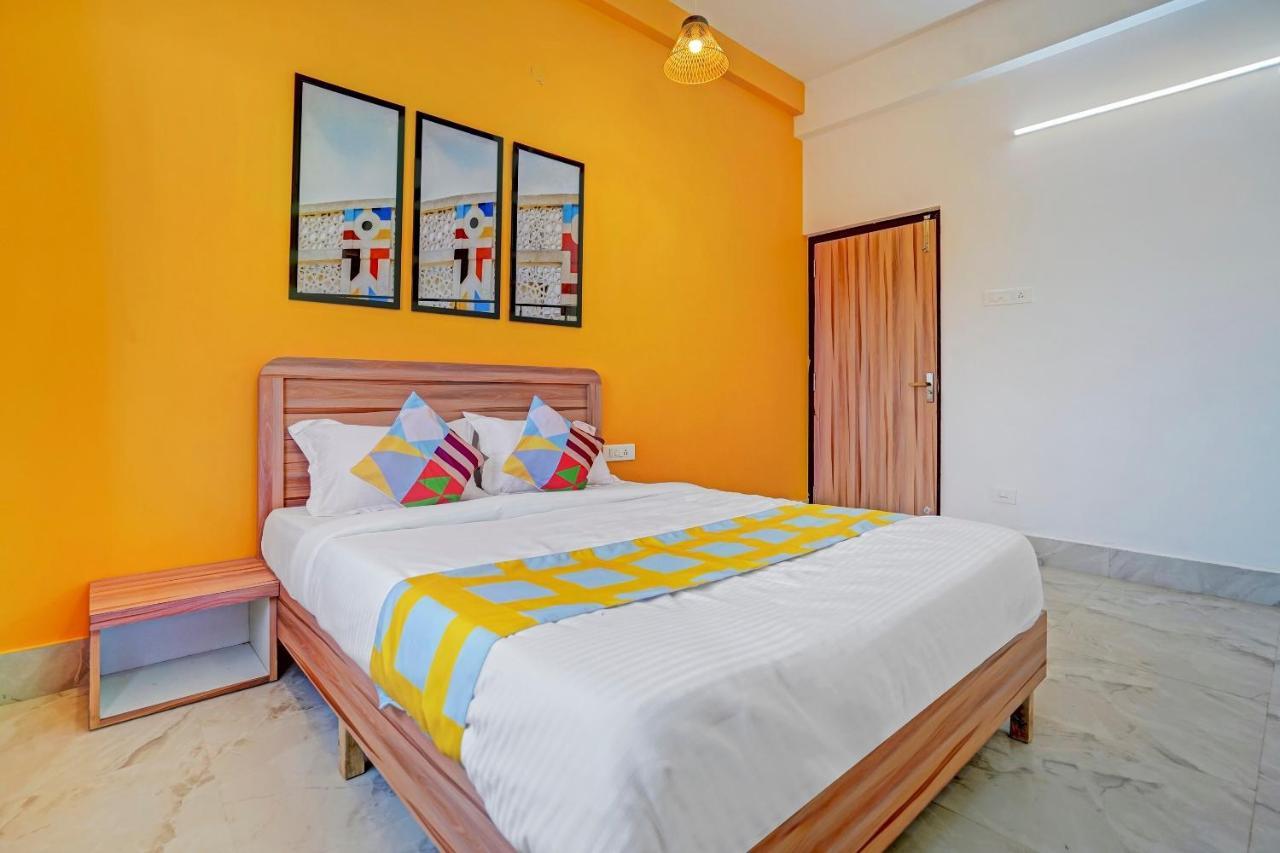 Oyo 79233 Hotel Hive Stays Kochi Ngoại thất bức ảnh