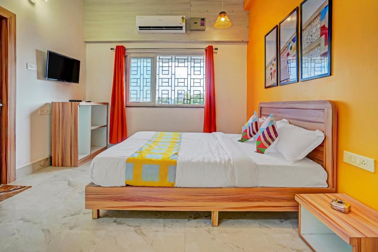 Oyo 79233 Hotel Hive Stays Kochi Ngoại thất bức ảnh