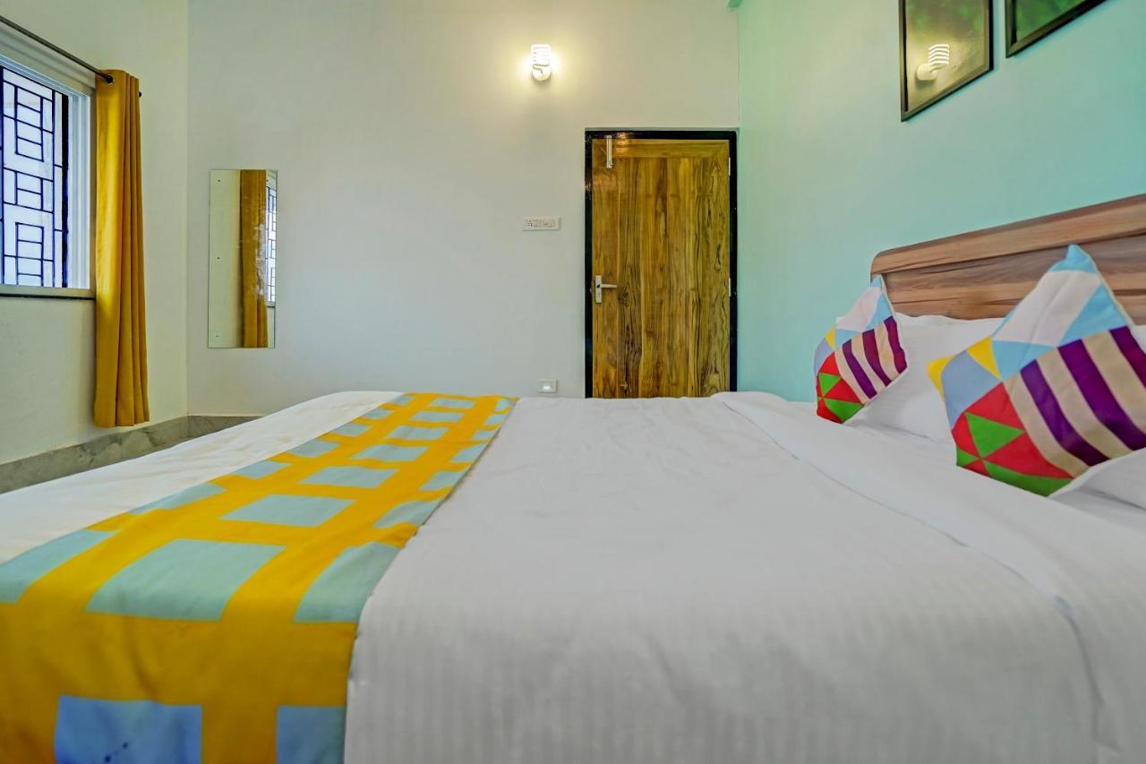 Oyo 79233 Hotel Hive Stays Kochi Ngoại thất bức ảnh