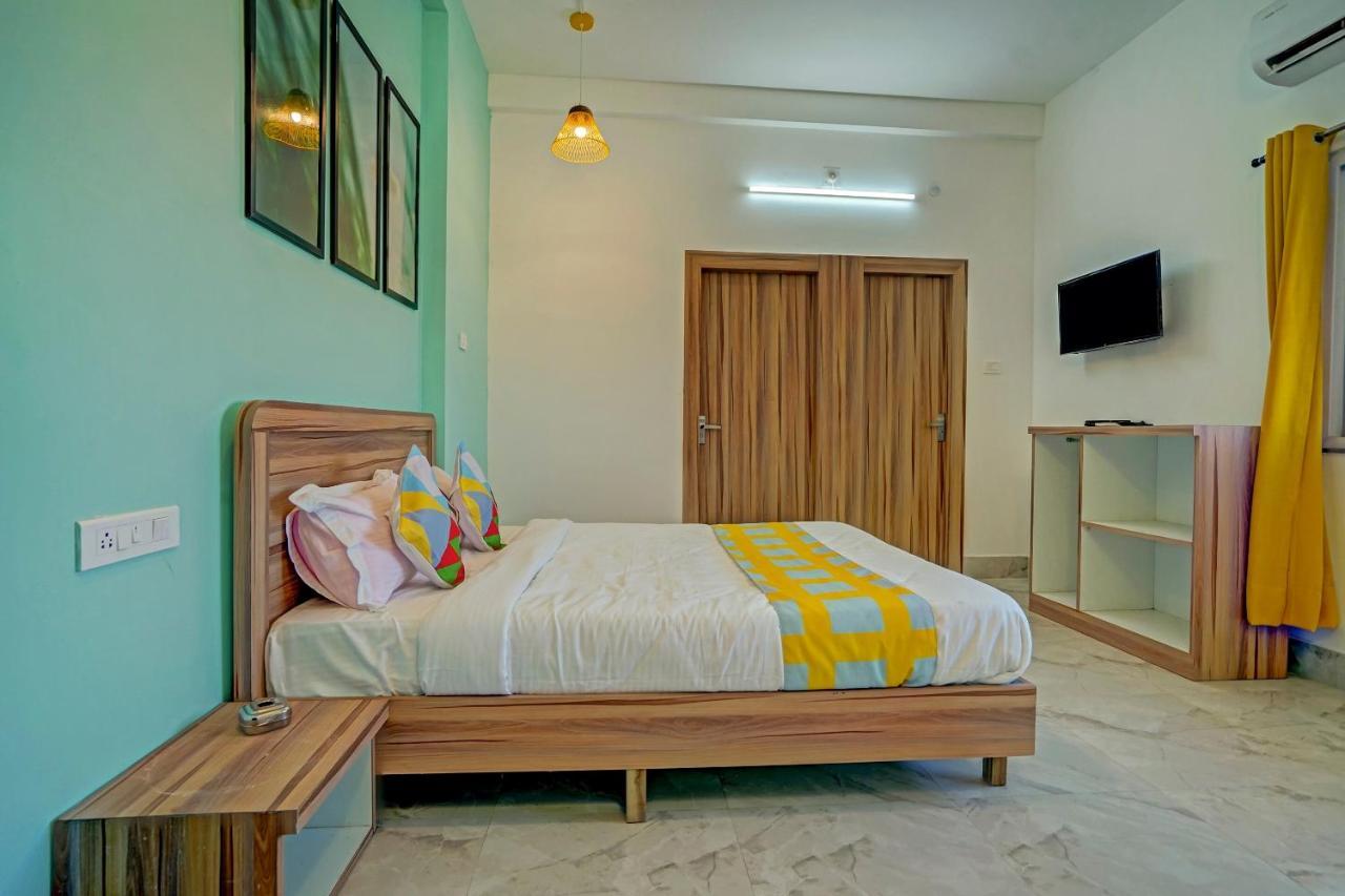 Oyo 79233 Hotel Hive Stays Kochi Ngoại thất bức ảnh