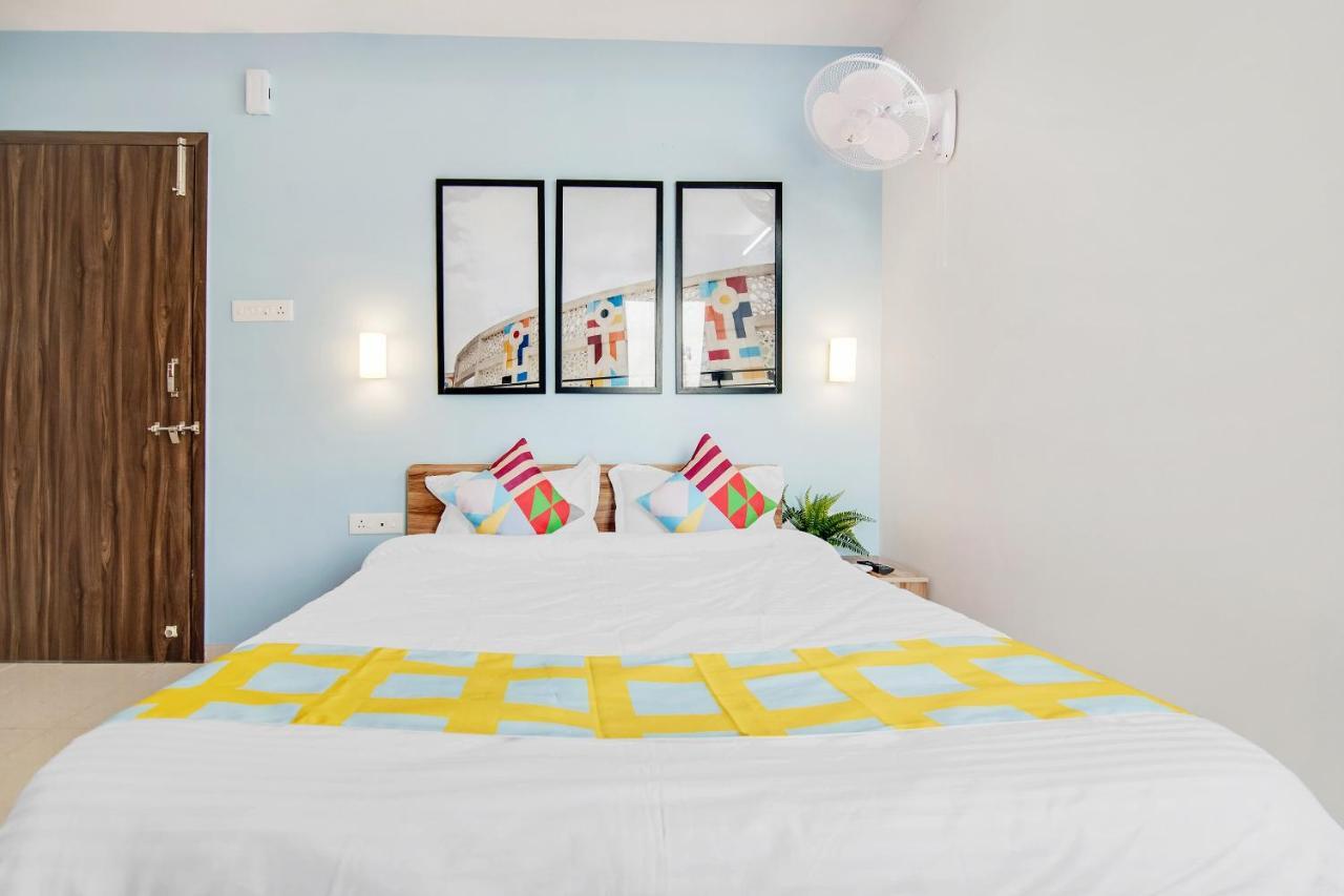 Oyo 79233 Hotel Hive Stays Kochi Ngoại thất bức ảnh